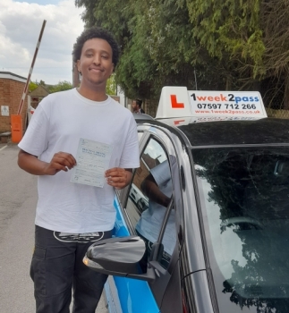 Congratulations Yunis on passing your test at the 1st attempt with only 3minor faults. 20 hour intensive driving course and passed in a week! Thank you for your Google review which is included in the comments below
